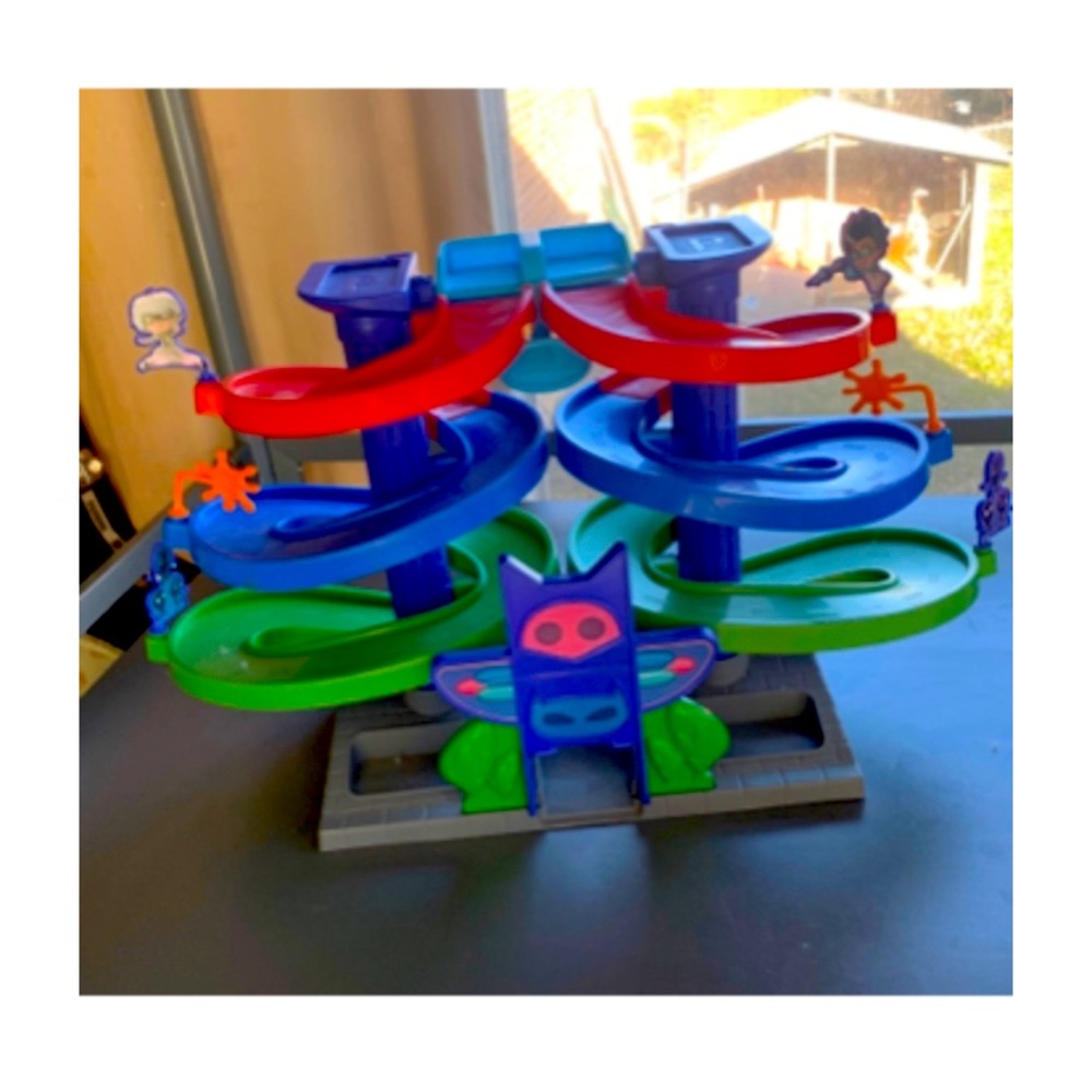 PJ Masks spiral car track